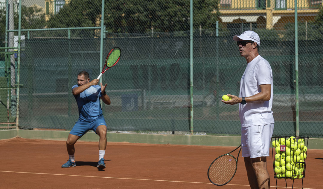 SLIDER ESCUELA DE TENIS_0003_Capa 2